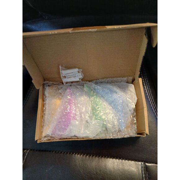 5 Bird Wall Hooks Resin Blue Gold Silver Pink Green - Picture 5 of 7